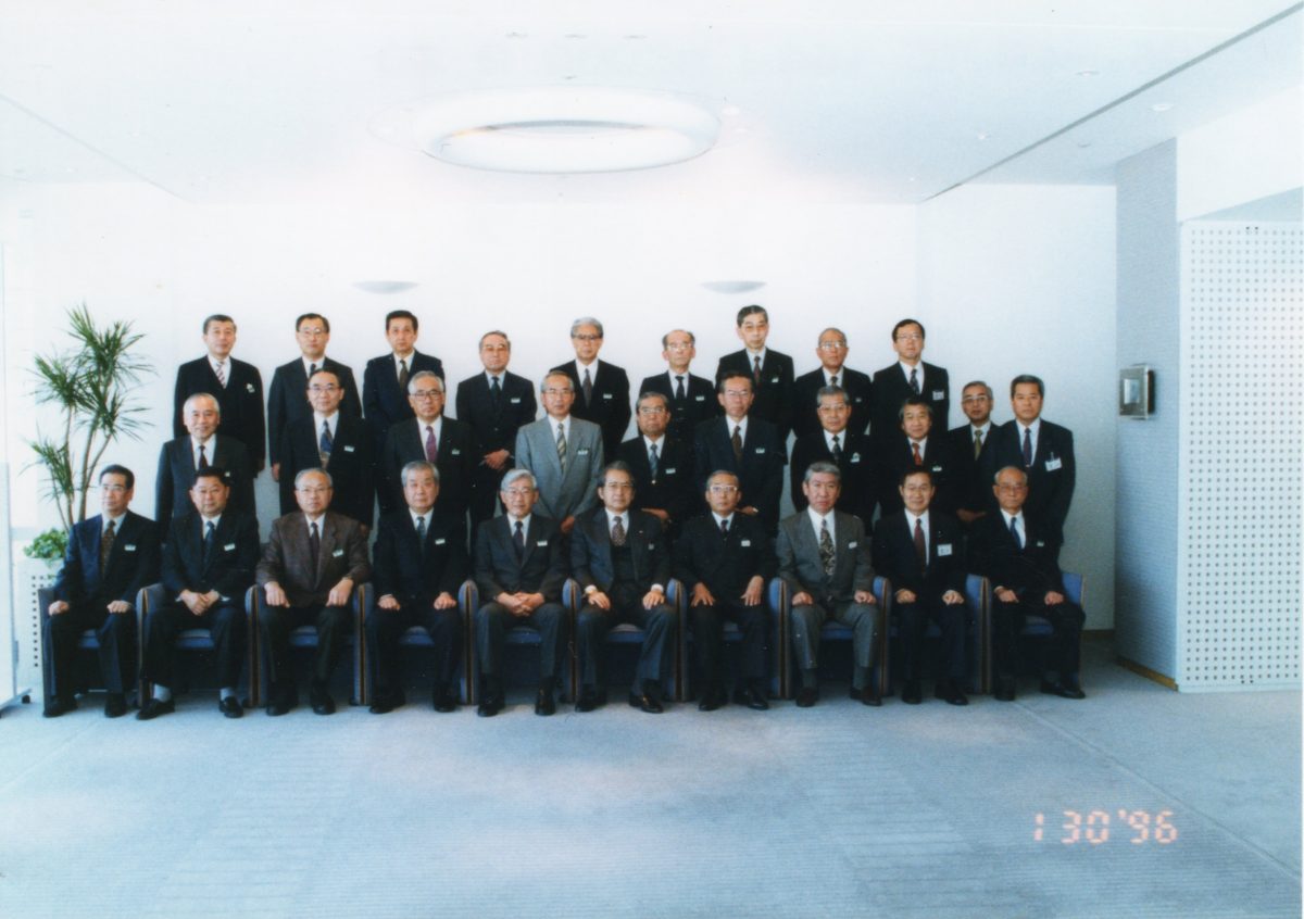（思い出写真館）東京支部平成8年度新春懇談会（幕張ビル）